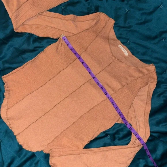 🍂FREE PEOPLE🍂CINNAMON BELL SLEEVE UNRHYMED TEE🍂 - Picture 8 of 12